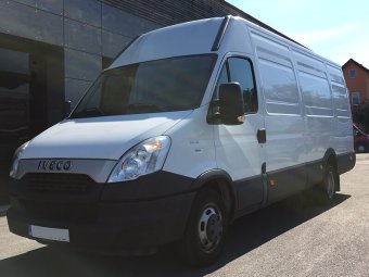 Iveco Daily MAXI 4,5m s tažným – fotografie 2