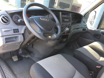 Iveco Daily MAXI 4,5m s tažným – fotografie 5