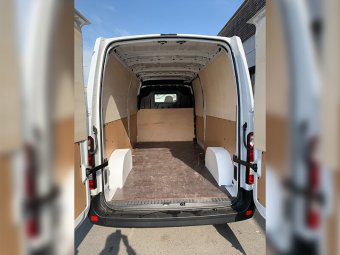 Renault Master 3,7m – fotografie 5