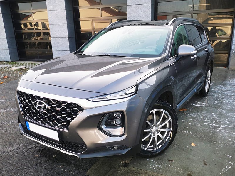 Hyundai Santa Fe k půjčení
