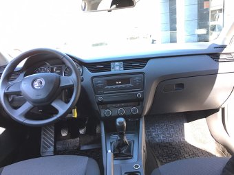 Škoda Octavia combi – fotografie 4