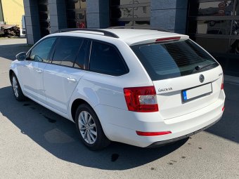 Škoda Octavia combi Automat – fotografie 2