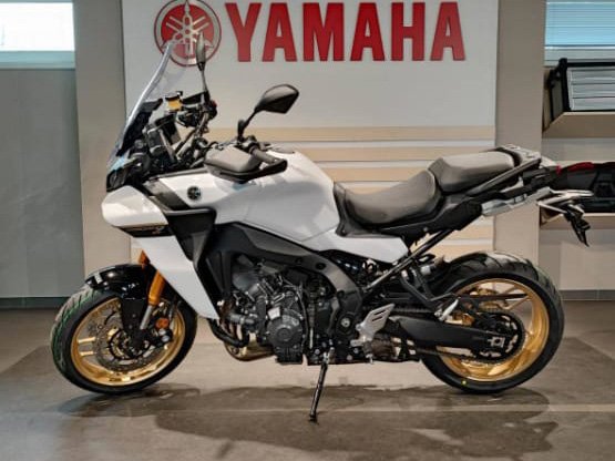 Motorka Yamaha Tracer 9GT k pronájmu