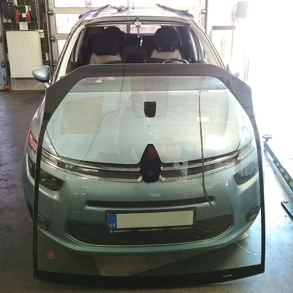 Reference výměny autoskla 12